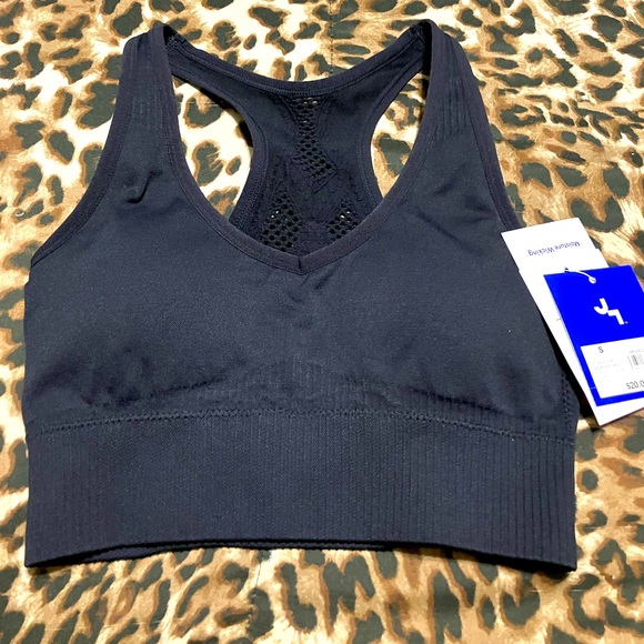 JoyLab Other - JoyLab Black Sports Bra with Ribbed Texture and Wide Straps